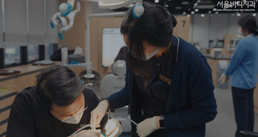 천안 치아교정, 불당본점 서울비디치과의원에서는 치과 보험을 적극적으로 활용하여 효율적인 치료 제공'